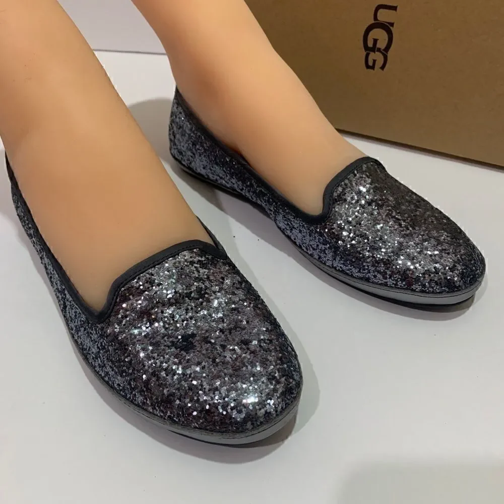 UGG shoes size